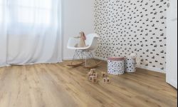 Na klej czy na click, jaki sposób montażu paneli podłogowych wybrać