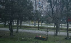 Ukraina: w Mariupolu "tysiące" nowych grobów