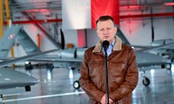 Szef MON: nie ma nowoczesnego wojska bez dronów