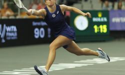 WTA Finals - Iga Świątek zaczęła od wygranej z Kasatkiną