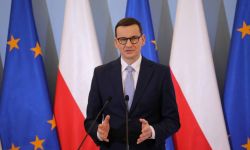 Premier: rząd przyjął uchwałę ws. budowy elektrowni jądrowych w Polsce; pierwszą elektrownię wybudują Amerykanie