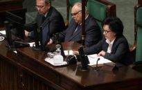 Sejm odrzucił sprzeciw Senatu wobec ustawy wydłużającej kadencję samorządów