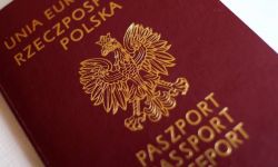 Cieszyński: w urzędach rusza elektroniczne wydawanie paszportów