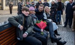 Ławka im. redaktora Janusza Majki stanęła w al. Lubomirskich