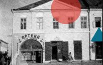 Żydzi ukrywali się pod rynkiem w Rzeszowie. Stasiuk im pomagał