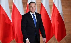 Prezydent podpisał ustawę wydłużającą kadencję samorządów