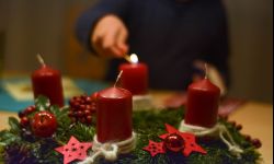 Czas Adwentu - mniej postu, za to z ogniem świec