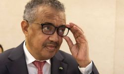 Szef WHO: 90 proc. światowej populacji odporna na Covid-19