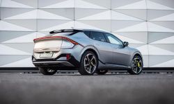 Kia zdobywa tytuł "Producenta Roku 2022" w konkursie TopGear.com