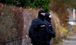 RFN: prokuratura federalna potwierdziła, że aresztowani w środę rano ekstremiści planowali zamach stanu