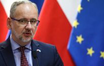 Niedzielski: duża nadwyżka szczepionek przeciwko Covid-19; kontynuacja realizacji kontraktów na dostawy nielogiczna