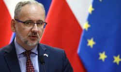 Niedzielski: duża nadwyżka szczepionek przeciwko Covid-19; kontynuacja realizacji kontraktów na dostawy nielogiczna