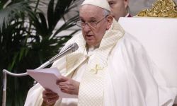 Papież: niech to będzie skromniejsze Boże Narodzenie, pomagajmy Ukraińcom