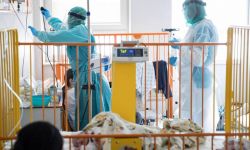 Rzecznik MZ: obłożenie łóżek dla dzieci w szpitalach waha się od 75 proc. do 80 proc.