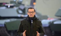 Premier: mimo zagrożeń za naszą wschodnią granicą, my Polacy możemy czuć się bezpiecznie