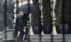 Rozpoczęło się spotkanie premiera Morawieckiego z politykami Solidarnej Polski ws. projektu noweli ustawy o SN