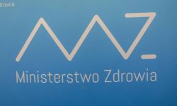 MZ: 154 zakażenia koronawirusem, nie zmarła żadna osoba z COVID-19