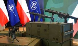 Szef MON zatwierdził umowę na kolejne karabinki Grot dla polskiego wojska