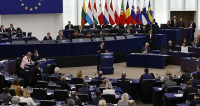 W PE w Strasburgu debata o skandalu korupcyjnym; "poradzimy sobie z korupcją"