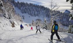 Śnieg jest, ale na nartach można jeździć tylko na Gromadzyniu