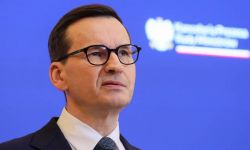 Premier: podziękowałem ministrowi Czarnkowi, że dba o sektor pozarządowy