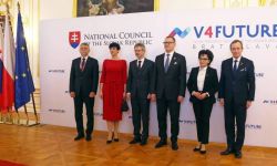 Szefowie parlamentów V4 zadeklarowali pomoc dla Ukrainy odpierającej rosyjską inwazję