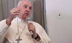 Papież: jestem gotów spotkać się z prezydentami Ukrainy i Rosji