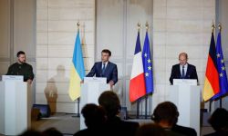 Prezydent Zełenski: im szybciej Ukraina dostanie broń i samoloty, tym szybciej skończy się ta wojna