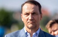 R.Sikorski: oświadczam, że na moje głosowania w PE w żaden sposób nie wpływa działalność zewnętrzna