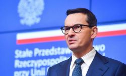 Premier po szczycie UE: w konkluzji jest zapis o wsparciu dla państw pomagających Ukraińcom