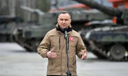 Prezydent: mamy nadzieję, że wkrótce brygada pancerna stanie do dyspozycji Ukrainy