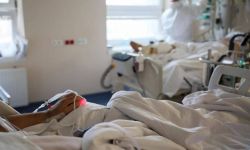 1876 zakażeń koronawirusem, zmarło 15 osób z COVID-19