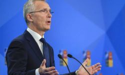 Szef NATO apeluje o kontynuacje wsparcia dla Ukrainy, ostrzegając przed konsekwencjami wygranej Kremla