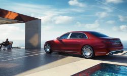 Mercedes-Maybach wprowadza na rynek swój pierwszy model z hybrydowym napędem plug-in