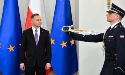 Prezydent Duda w przemówieniu do policjantów podkreślił iż wykonali oni piękny gest dla Ukrainy w imieniu Polski