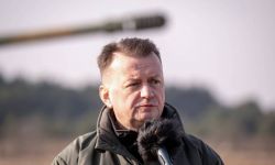 Szef MON: rozpoczęliśmy prewencyjną rozbudowę zabezpieczeń na granicy z Rosją i Białorusią