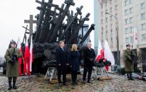 Warszawa: odsłonięto nowy element pomnika Poległym i Pomordowanym na Wschodzie