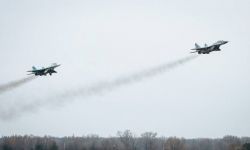 Ukraina: lotnictwo ukraińskie przeprowadziło cztery naloty na pozycje Rosjan