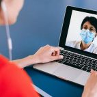 Konsultacje online ze specjalistą - jakie są zalety takiego rozwiązania?