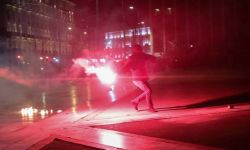 Gwałtowne starcia policji z demonstrantami w Atenach