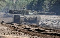 Szef MON: przekazaliśmy Ukrainie kolejne 10 Leopardów