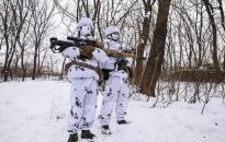 Prezydent Zełenski: dowódcy opowiadają się za dalszą obroną Bachmutu