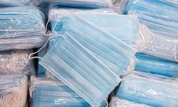 Obowiązek noszenia maseczek w szpitalach i aptekach zostanie przedłużony do końca kwietnia