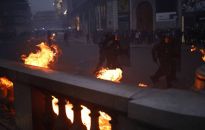 Francja: ponad 400 policjantów rannych podczas zamieszek