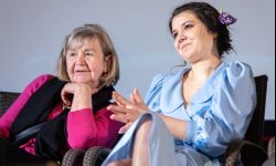 Jakże tu miło się wtulić. O kinie Zorza filmowa opowieść