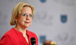 A. Moskwa: tak długo jak nie pojawi się atom nie będziemy wycofywać mocy węglowych