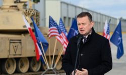 Szef MON: nowa baza w Powidzu odstrasza agresora. Pokazuje solidarność NATO