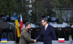 Premier Morawiecki i prezydent Zełenski podpisali list intencyjny ws. dostaw sprzętu obronnego