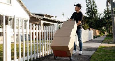 Kurierzy dla firm - jakie usługi oferują i kiedy warto z nich skorzystać?