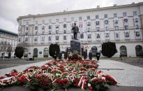 Prezes PiS i premier oddadzą hołd ofiarom w rocznicę katastrofy smoleńskiej. Główne obchody 16 kwietnia